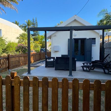 Villa & Bungalow 'Coco Des Sables' Les Pieds Dans L'Eau La Saline Les Bains Exterior foto